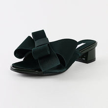 Load image into Gallery viewer, 38/5000 Real silk butterfly-knot slippers women